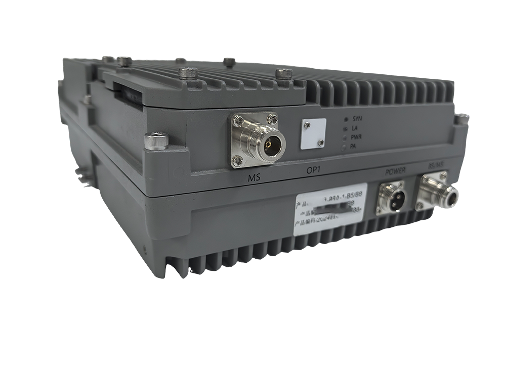  洪雅三频手机信号接收器2000㎡